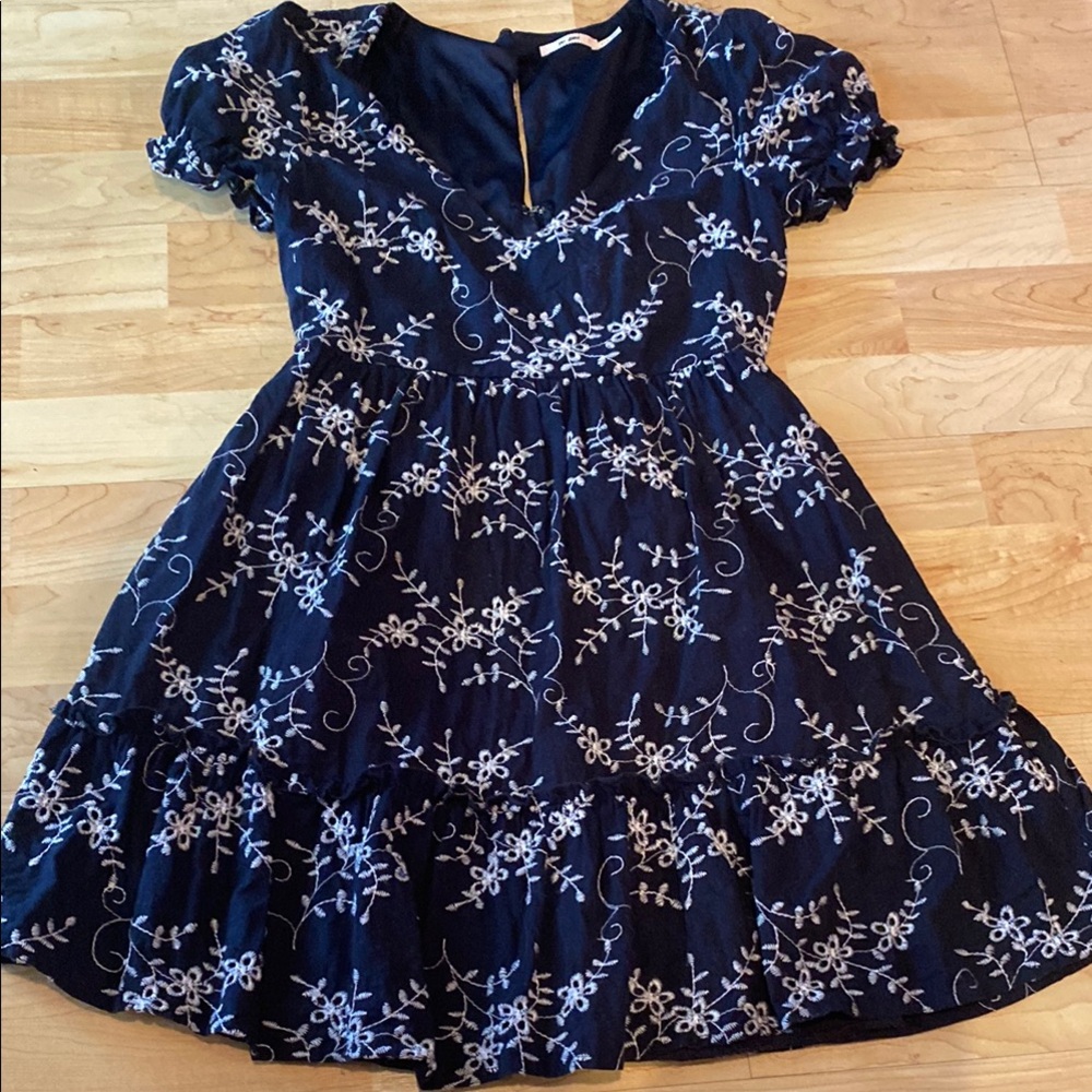 Chic navy embroidered Dress